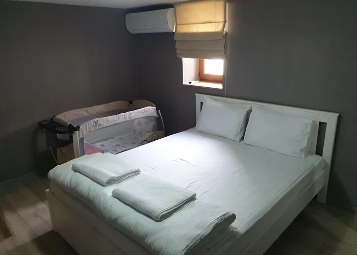 ракшиева къща Nyaraló Glavatarci